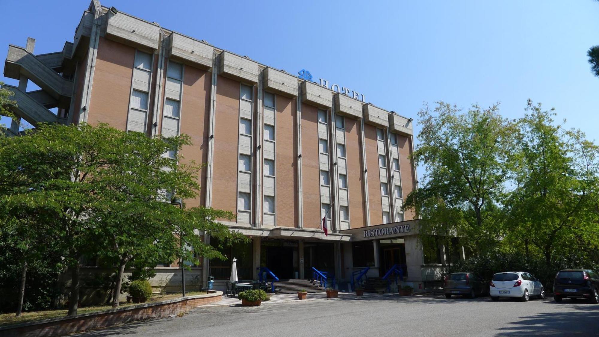 Hotel Grassetti Piediripa Exterior foto